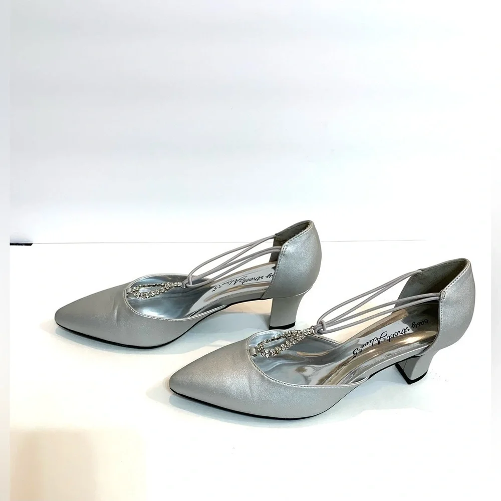Easy Street Narrow Width Moonlight Pumps Women's 7N Silver Jeweled Strap Slip on